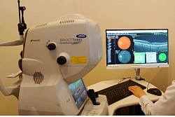 Optiskais koherentais tomogrāfs (OCT) tīklenes analīze