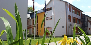 UZŅEMŠANAS NOTEIKUMI