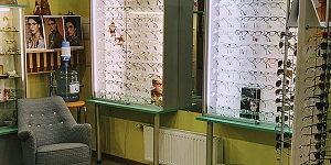 Redzes Centrs Tev piedāvā kvalitatīvu redzes pārbaudi un briļļu iegādi