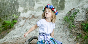 Tautiskās lina kleitas