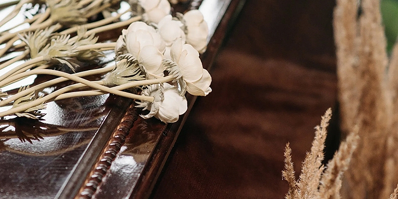 Diennakts APBEDĪŠANAS pakalpojumi 00-24