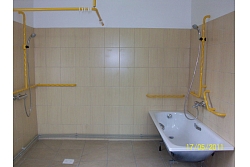 Ūdens procedūras pacientiem ar pārvietošanās traucējumiem