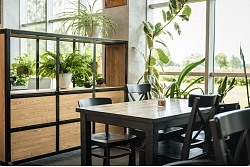 Rožmalas, viesnīca