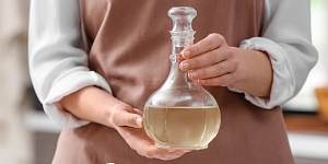 Dabīgi ābolu etiķi